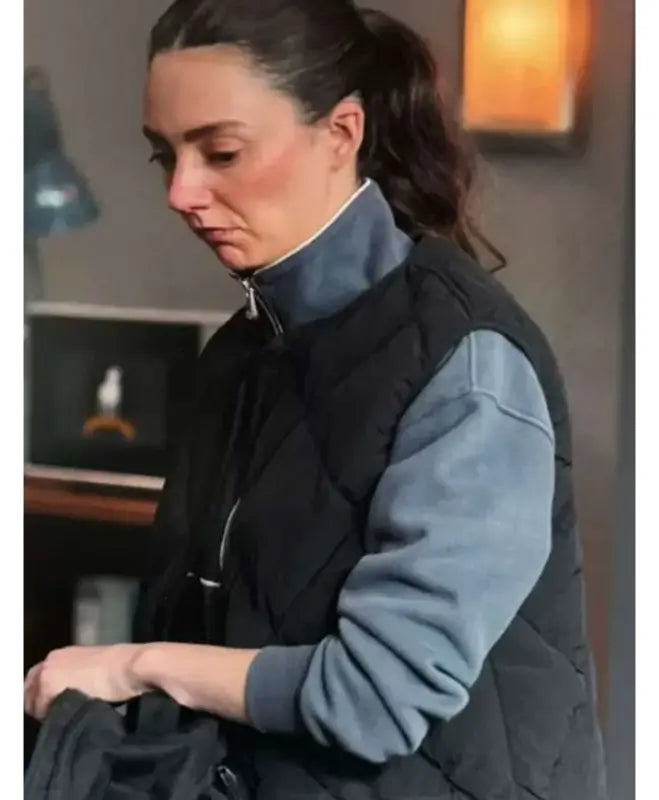 Ted Lasso S04 Alice Chilton Black Vest
For Men & Women